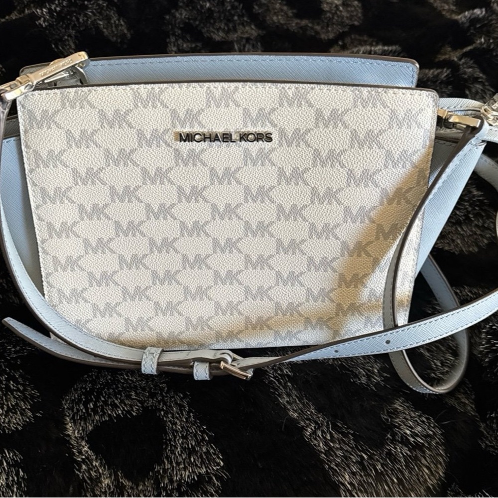 Michael Kors Blue and White Crossbody Bag with Signature Design